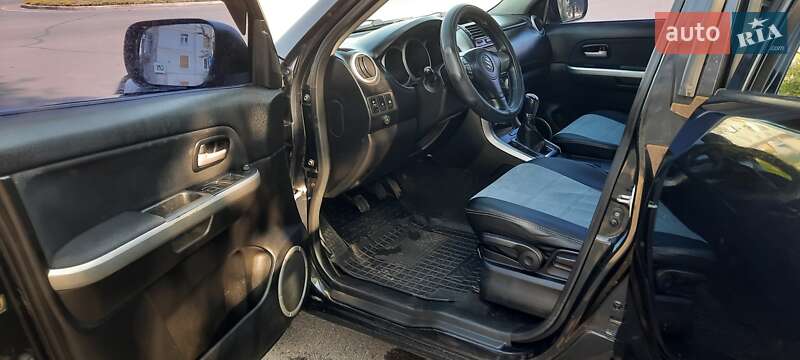 Внедорожник / Кроссовер Suzuki Grand Vitara 2006 в Черкассах