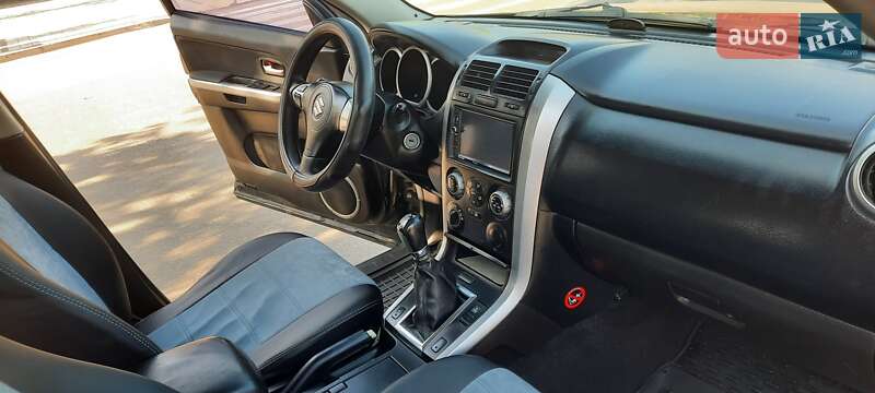 Внедорожник / Кроссовер Suzuki Grand Vitara 2006 в Черкассах