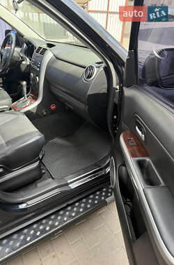 Позашляховик / Кросовер Suzuki Grand Vitara 2006 в 