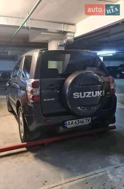 Позашляховик / Кросовер Suzuki Grand Vitara 2009 в 