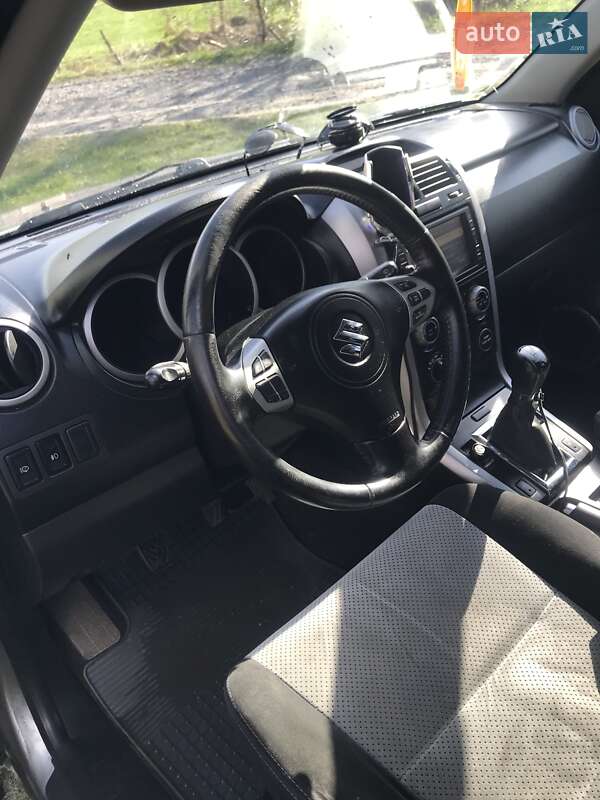 Внедорожник / Кроссовер Suzuki Grand Vitara 2008 в Ужгороде