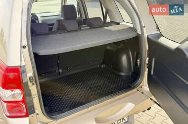 Позашляховик / Кросовер Suzuki Grand Vitara 2006 в 