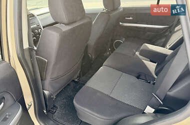 Позашляховик / Кросовер Suzuki Grand Vitara 2006 в 