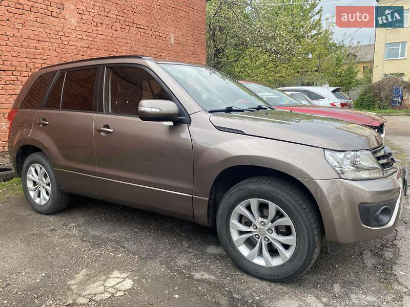 Позашляховик / Кросовер Suzuki Grand Vitara 2017 в Чернігові фото 4 Позашляховик / Кросовер Suzuki Grand Vitara 2017 в Чернігові