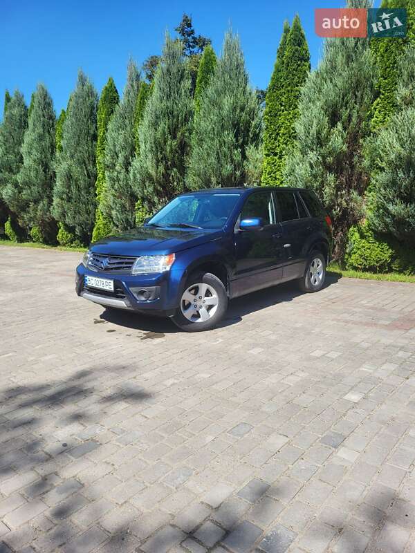 Внедорожник / Кроссовер Suzuki Grand Vitara 2012 в Коростене