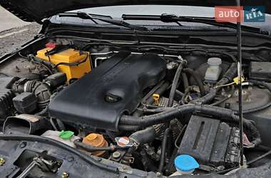 Позашляховик / Кросовер Suzuki Grand Vitara 2010 в 