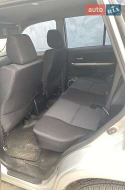 Позашляховик / Кросовер Suzuki Grand Vitara 2006 в 