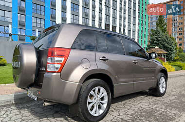 Внедорожник / Кроссовер Suzuki Grand Vitara 2014 в 