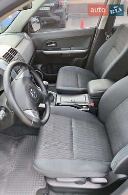 Внедорожник / Кроссовер Suzuki Grand Vitara 2014 в 