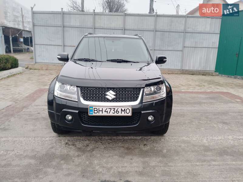 Позашляховик / Кросовер Suzuki Grand Vitara 2008 в 