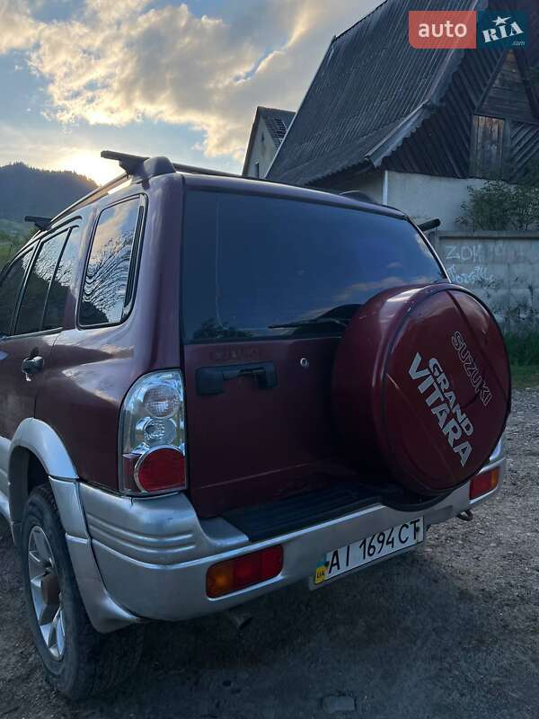 Позашляховик / Кросовер Suzuki Grand Vitara 2000 в Рахові