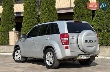 Внедорожник / Кроссовер Suzuki Grand Vitara 2005 в 