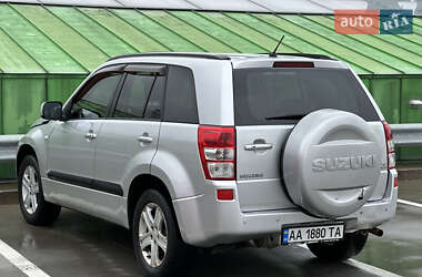 Позашляховик / Кросовер Suzuki Grand Vitara 2008 в 