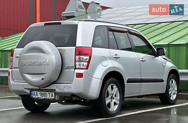Позашляховик / Кросовер Suzuki Grand Vitara 2008 в 