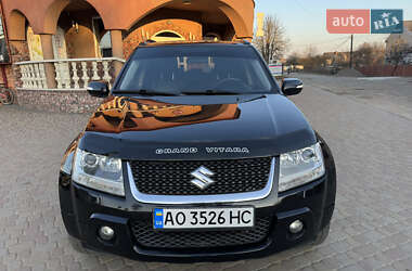 Позашляховик / Кросовер Suzuki Grand Vitara 2009 в 