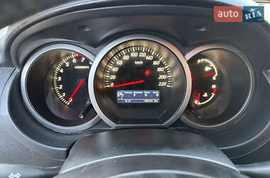 Позашляховик / Кросовер Suzuki Grand Vitara 2009 в 