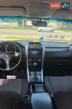 Позашляховик / Кросовер Suzuki Grand Vitara 2007 в 
