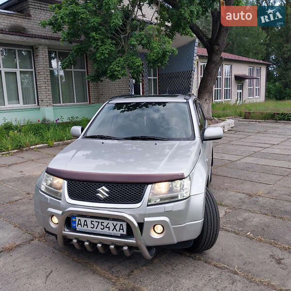 Внедорожник / Кроссовер Suzuki Grand Vitara 2006 в 