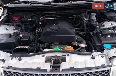 Внедорожник / Кроссовер Suzuki Grand Vitara 2006 в 