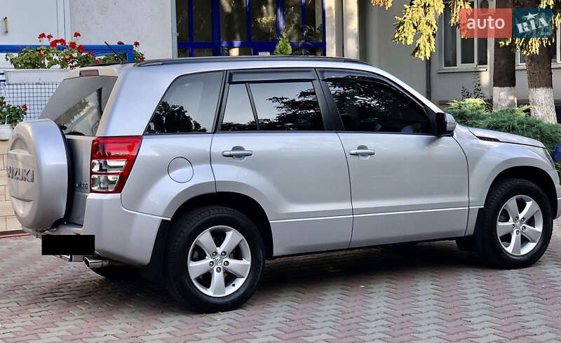 Внедорожник / Кроссовер Suzuki Grand Vitara 2010 в Одессе