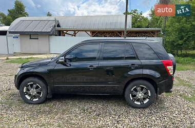 Позашляховик / Кросовер Suzuki Grand Vitara 2009 в 