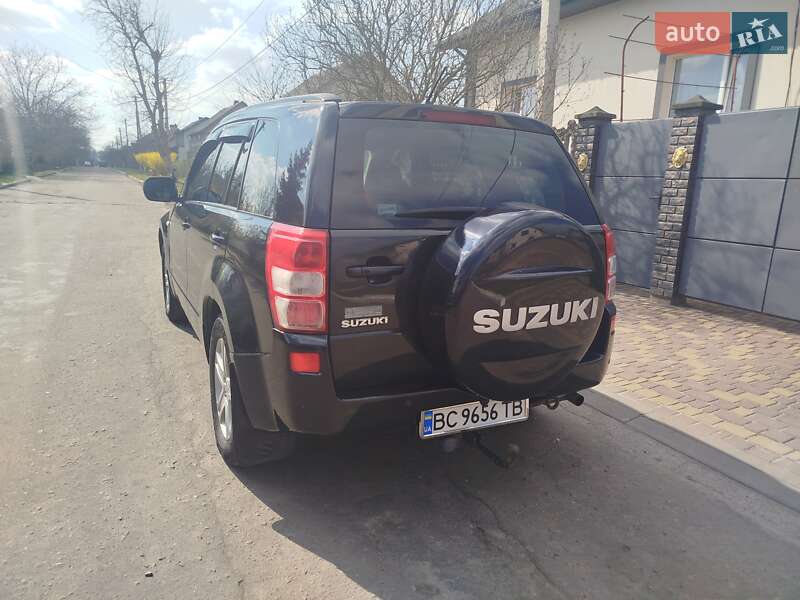 Позашляховик / Кросовер Suzuki Grand Vitara 2006 в Шептицькому