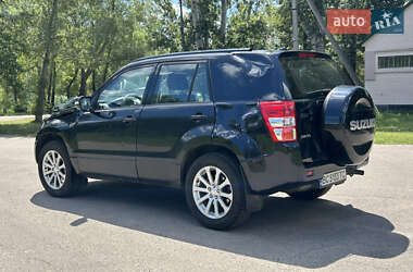 Внедорожник / Кроссовер Suzuki Grand Vitara 2013 в 