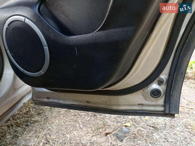 Позашляховик / Кросовер Suzuki Grand Vitara 2007 в Сумах фото 7 Позашляховик / Кросовер Suzuki Grand Vitara 2007 в Сумах