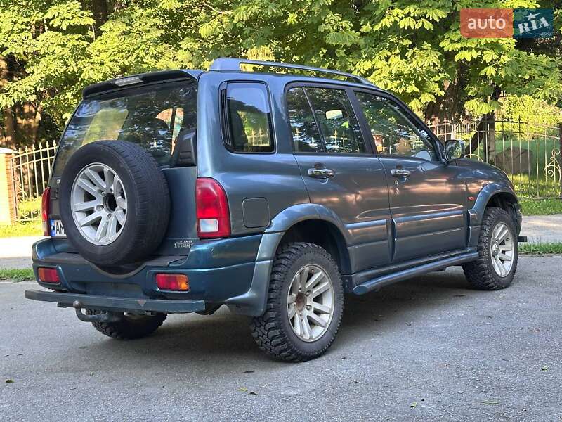 Внедорожник / Кроссовер Suzuki Grand Vitara 2004 в Городнице