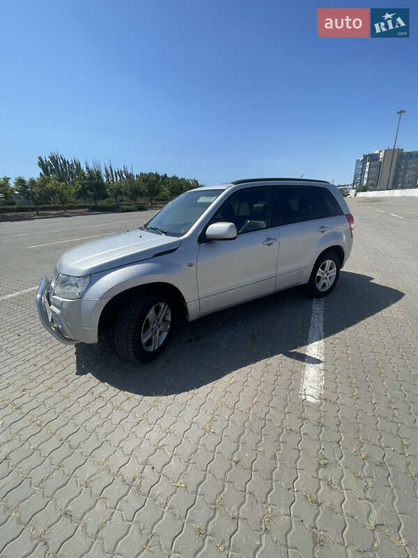 Внедорожник / Кроссовер Suzuki Grand Vitara 2006 в Николаеве фото 4 Внедорожник / Кроссовер Suzuki Grand Vitara 2006 в Николаеве