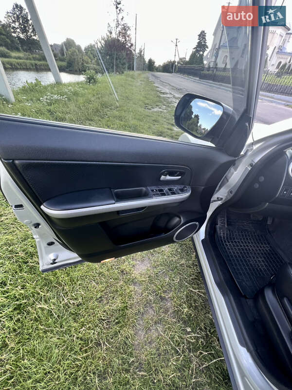 Внедорожник / Кроссовер Suzuki Grand Vitara 2015 в Львове