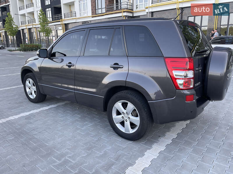 Внедорожник / Кроссовер Suzuki Grand Vitara 2008 в Ирпене