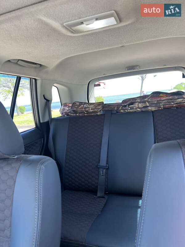 Внедорожник / Кроссовер Suzuki Grand Vitara 2006 в Черкассах фото 12 Внедорожник / Кроссовер Suzuki Grand Vitara 2006 в Черкассах