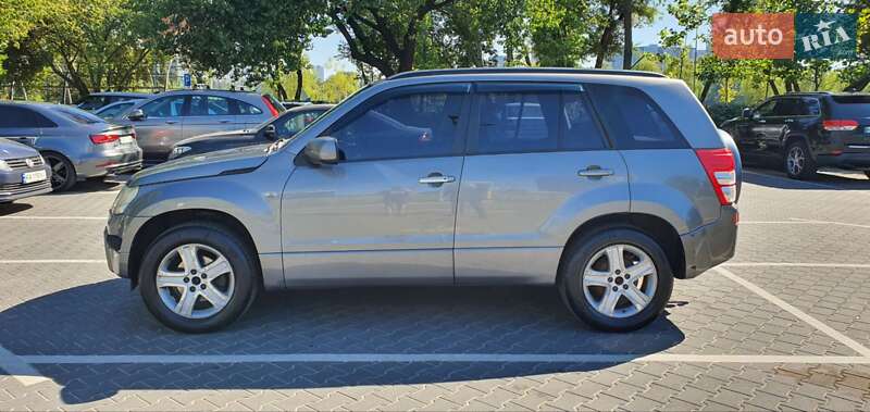 Внедорожник / Кроссовер Suzuki Grand Vitara 2006 в Киеве