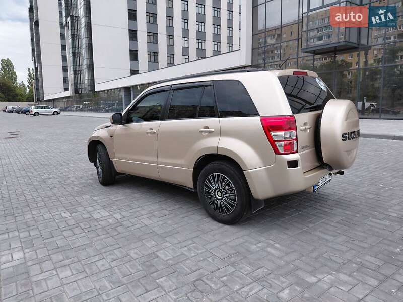 Внедорожник / Кроссовер Suzuki Grand Vitara 2006 в Днепре