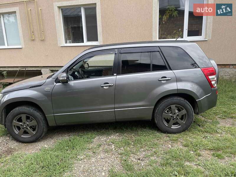 Внедорожник / Кроссовер Suzuki Grand Vitara 2009 в Черновцах фото 7 Внедорожник / Кроссовер Suzuki Grand Vitara 2009 в Черновцах