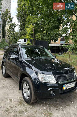 Позашляховик / Кросовер Suzuki Grand Vitara 2011 в Києві