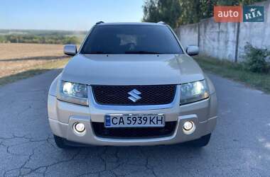 Позашляховик / Кросовер Suzuki Grand Vitara 2006 в Умані