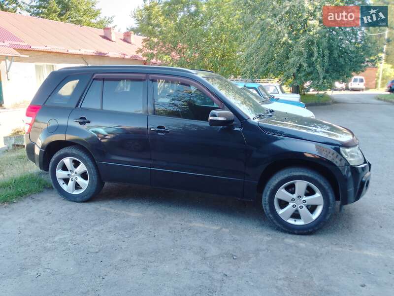 Внедорожник / Кроссовер Suzuki Grand Vitara 2010 в Хмельницком