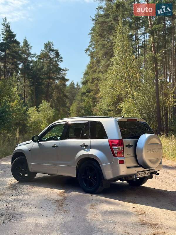 Позашляховик / Кросовер Suzuki Grand Vitara 2006 в Конотопі