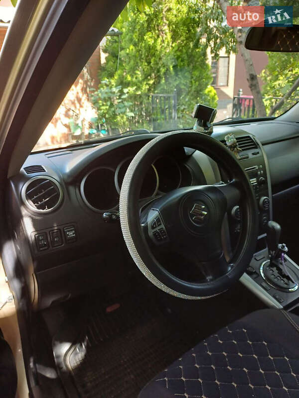 Позашляховик / Кросовер Suzuki Grand Vitara 2008 в Дніпрі