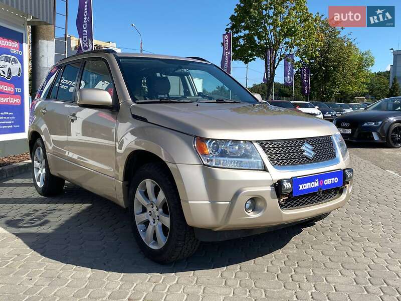 Внедорожник / Кроссовер Suzuki Grand Vitara 2011 в Львове