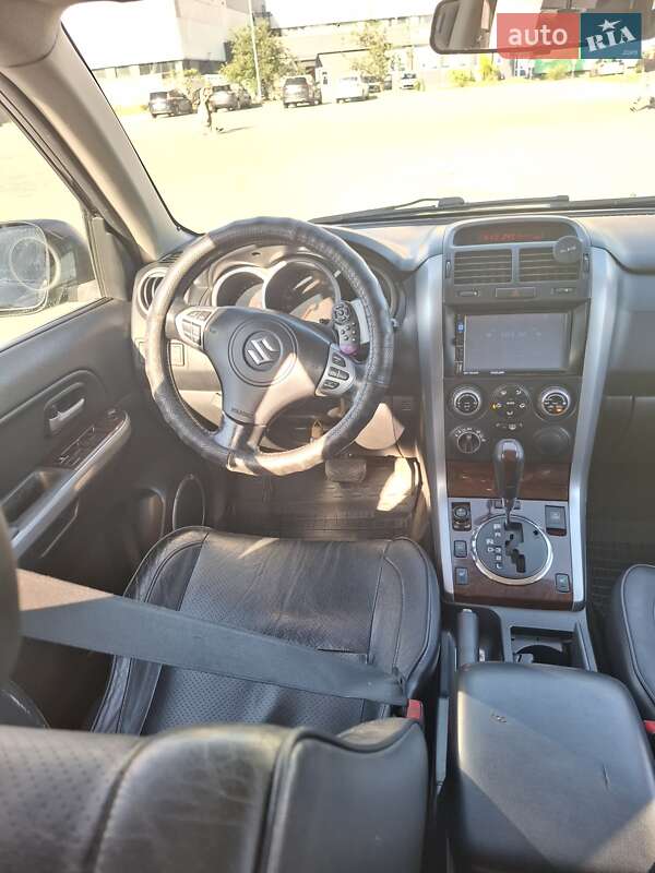 Позашляховик / Кросовер Suzuki Grand Vitara 2006 в Черкасах