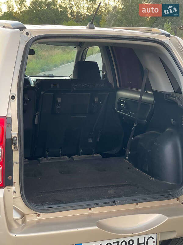 Позашляховик / Кросовер Suzuki Grand Vitara 2006 в Решетилівці