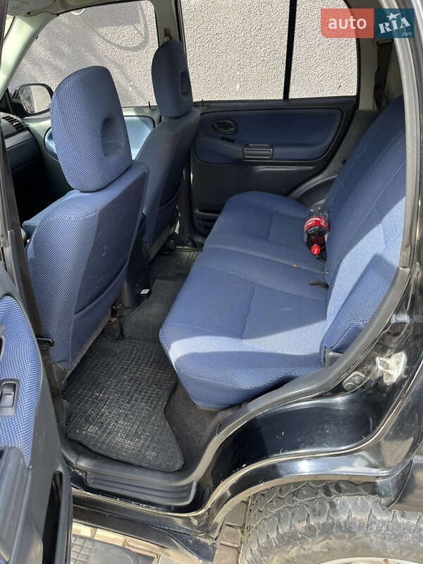 Седан Suzuki Grand Vitara 2004 в Козове