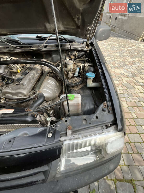 Седан Suzuki Grand Vitara 2004 в Козове