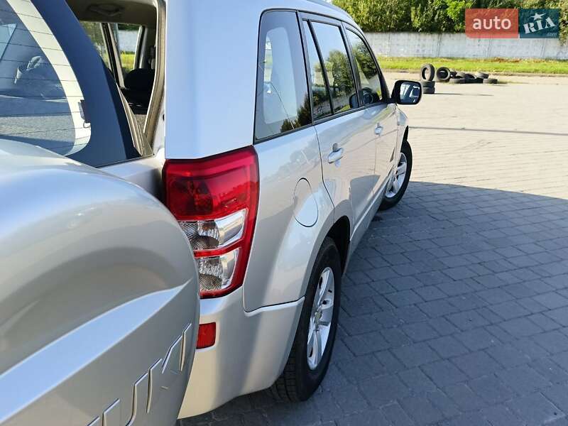 Внедорожник / Кроссовер Suzuki Grand Vitara 2006 в Львове