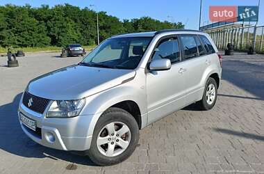 Внедорожник / Кроссовер Suzuki Grand Vitara 2006 в  фото 5 Внедорожник / Кроссовер Suzuki Grand Vitara 2006 в