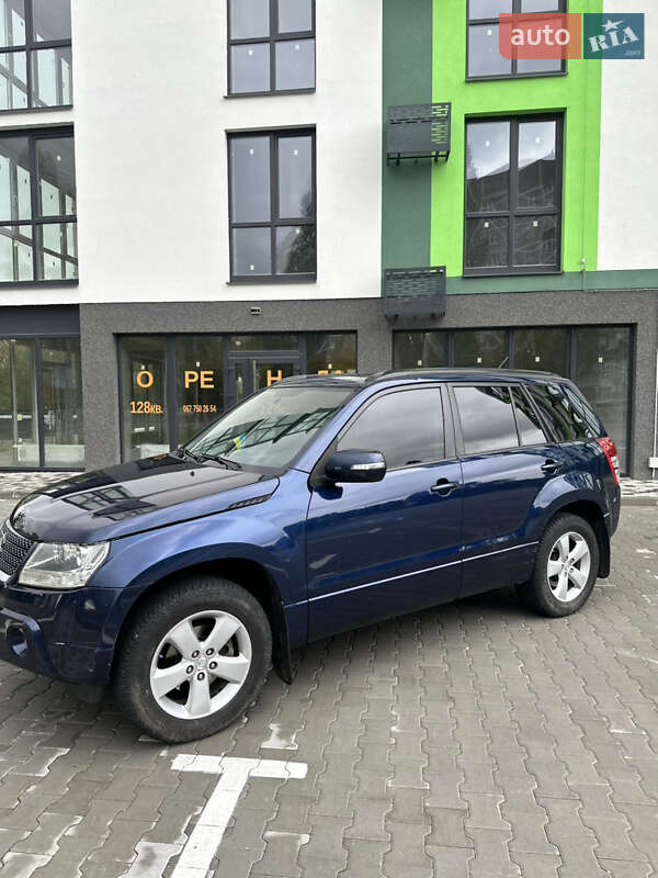 Внедорожник / Кроссовер Suzuki Grand Vitara 2008 в Вараше