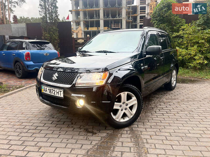 Внедорожник / Кроссовер Suzuki Grand Vitara 2008 в Киеве